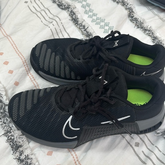 Nike Metcon 9 - Picture 2 of 8